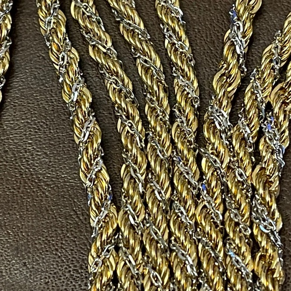 Vintage Monet Set Necklaces Bracelet Earrings - Picture 3 of 8